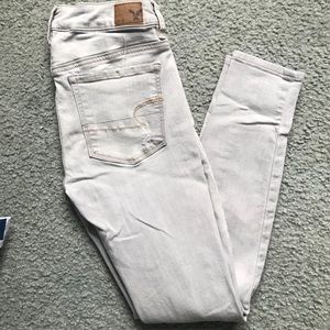 Light Grey American Eagle Skinny Jeans